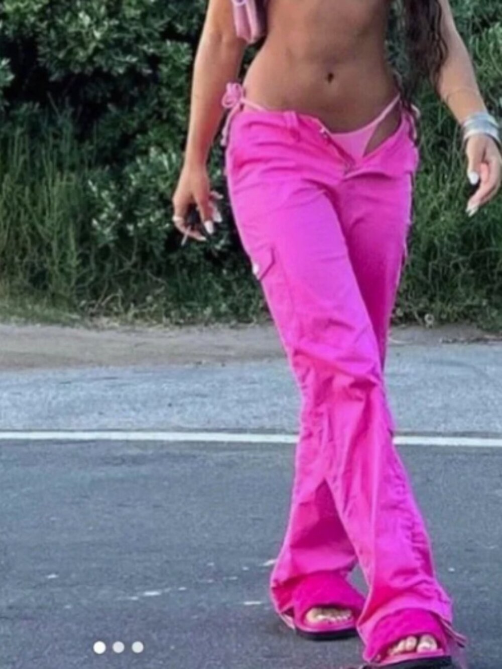 I.AM.GIA Hot Pink Cargo Track Pants with Ruched Leg Medium - Picture 8 of 8